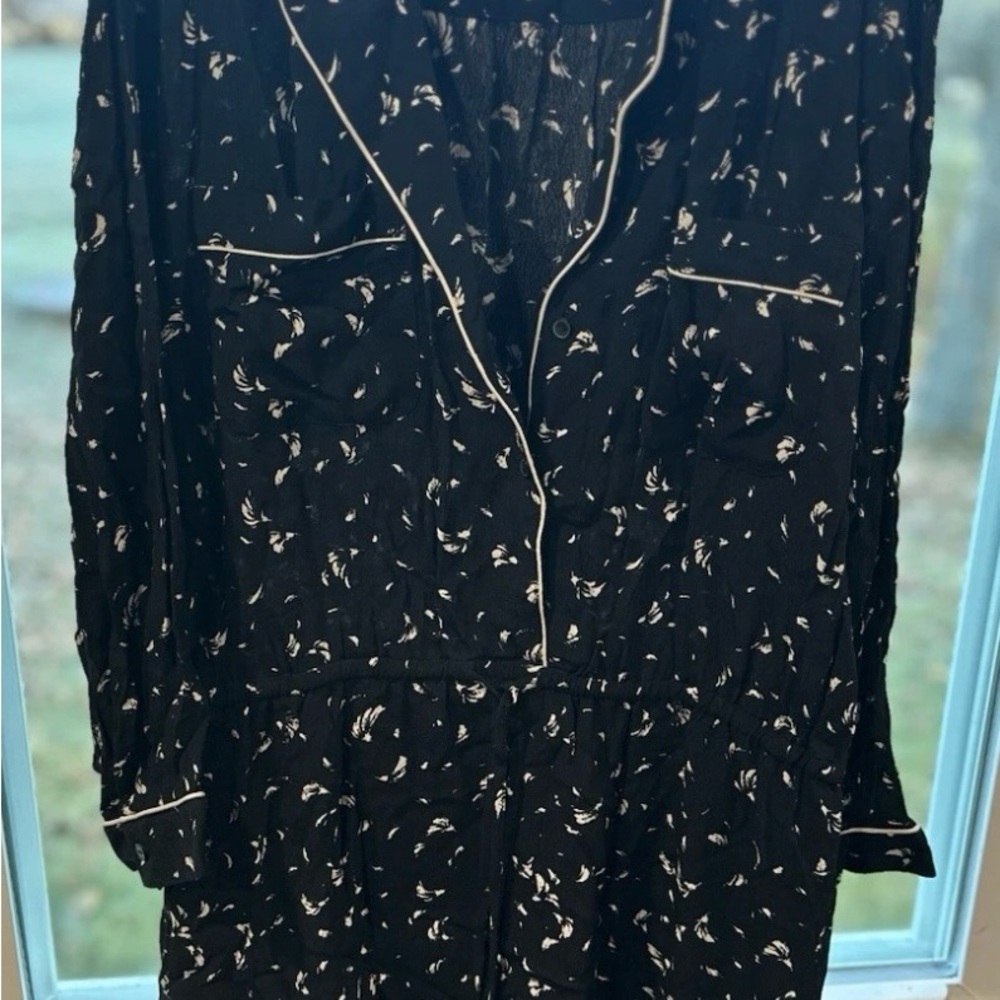 LOFT Black and White Patterned Long Sleeve Dress